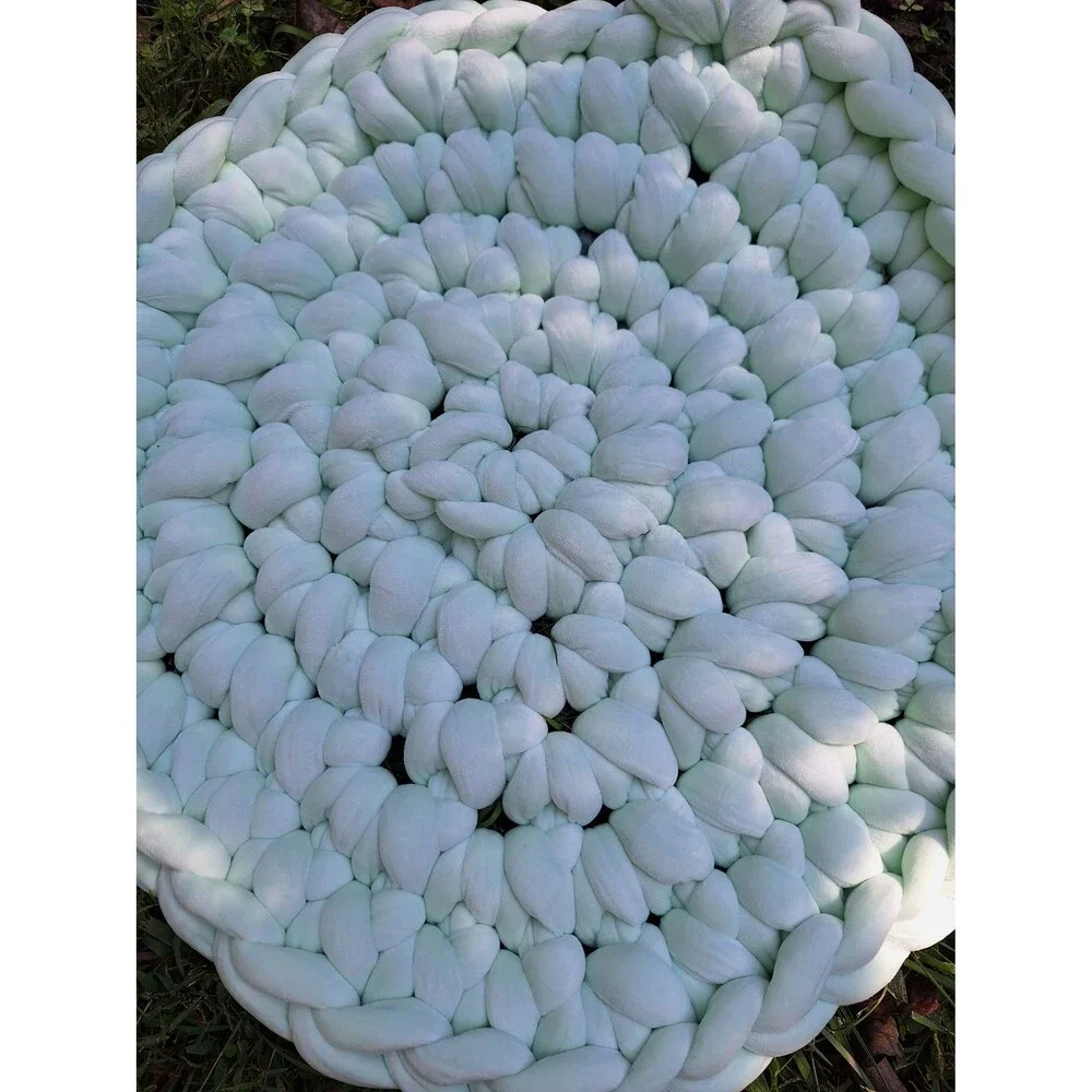 Extra soft hand made kitty mat